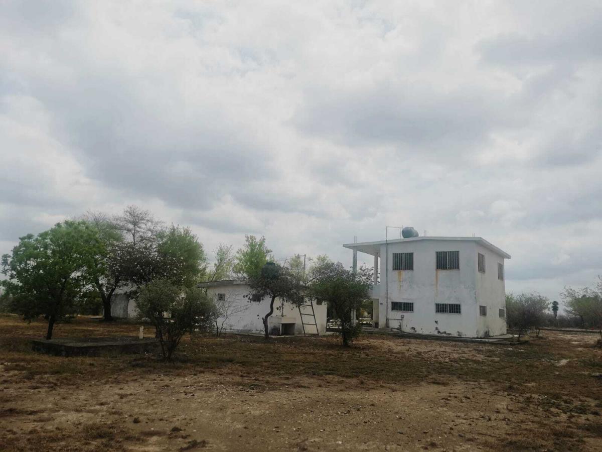 Quinta en venta en Los Girasoles, Pesquería — foto 1 de 7