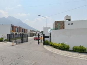 Casa en venta en Nosara Residencial, Guadalupe, Nuevo León Casa en venta en Nosara Residencial, Guadalupe, Nuevo León