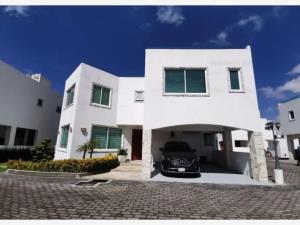 Casa en venta en San Salvador Tizatlalli, Metepec — foto 3 de 16