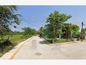 Casa en venta en Villas de San Clemente, Álamo Temapache — foto 3 de 11