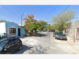 Casa en venta en Misión San Juan, García — foto 2 de 9