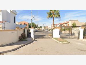 Casa en venta en Residencial Barcelona, Mexicali — foto 3 de 17