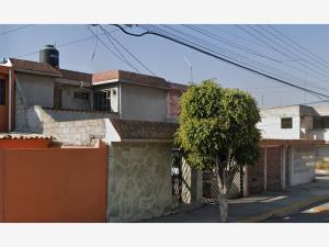 Casa en venta en Villa de las Flores 1a Sección (Unidad Coacalco), Coacalco de Berriozábal — foto 2 de 9