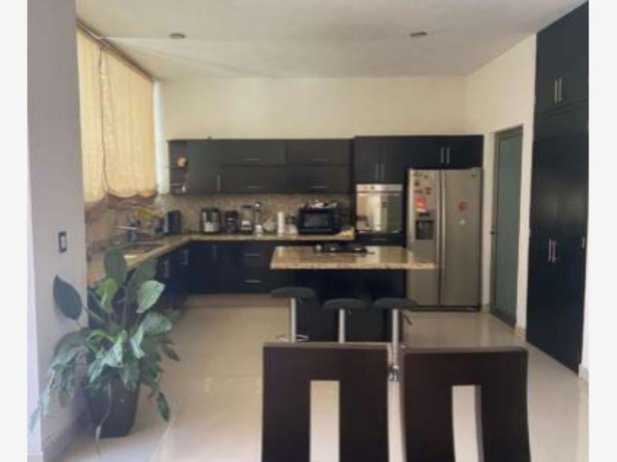Casa en venta en Nova Aztlán, Salamanca — foto 1 de 9