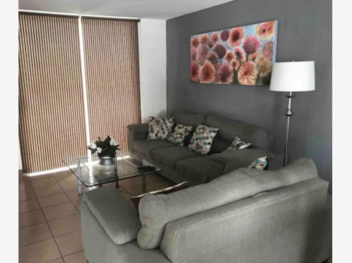 Casa en venta en Bosques de la Alameda, Celaya — foto 1 de 9