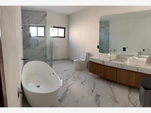 Casa en renta en Villa Verona, Zapopan — foto 2 de 11