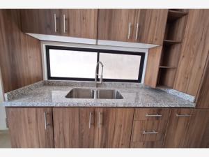 Casa en venta en Rincón de Alcántara, Saltillo — foto 3 de 5