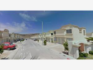 Casa en venta en Urbi Quinta del Cedro, Tijuana — foto 2 de 12