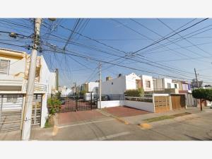 Casa en venta en Parques Del Nilo, Guadalajara — foto 2 de 11