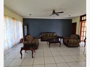 Casa en venta en Rosalinda, Celaya — foto 2 de 9