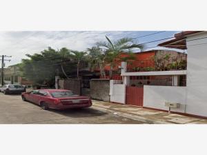 Casa en venta en Insurgentes, Tampico — foto 2 de 3