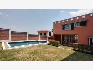 Casa en venta en Jardines de Tlayacapan, Tlayacapan, Morelos Casa en venta en Jardines de Tlayacapan, Tlayacapan, Morelos