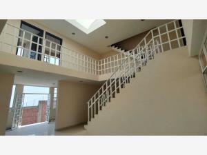 Casa en venta en Jardines de Tlayacapan, Tlayacapan — foto 3 de 24