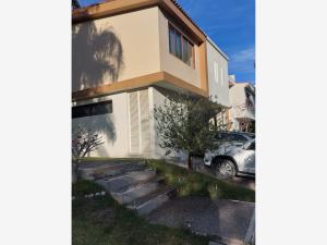 Casa en venta en Hacienda del Oro, Tlajomulco de Zúñiga — foto 2 de 16