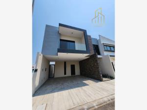 Casa en venta en Lomas de la Rioja, Alvarado — foto 2 de 18
