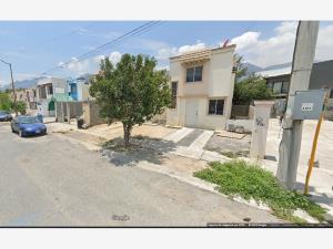 Casa en venta en Colinas de Santa Catarina, Santa Catarina — foto 2 de 13