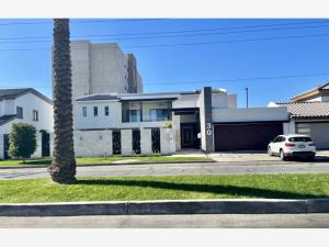 Casa en renta en San Pedro Residencial, Mexicali — foto 2 de 10