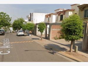 Casa en venta en Villas del Humaya, Culiacán — foto 3 de 5