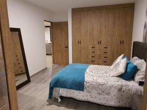 Casa en venta en Cañadas del Arroyo, Corregidora — foto 3 de 24