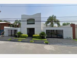 Casa en venta en Valle de Santa Engracia, San Pedro Garza García — foto 3 de 8