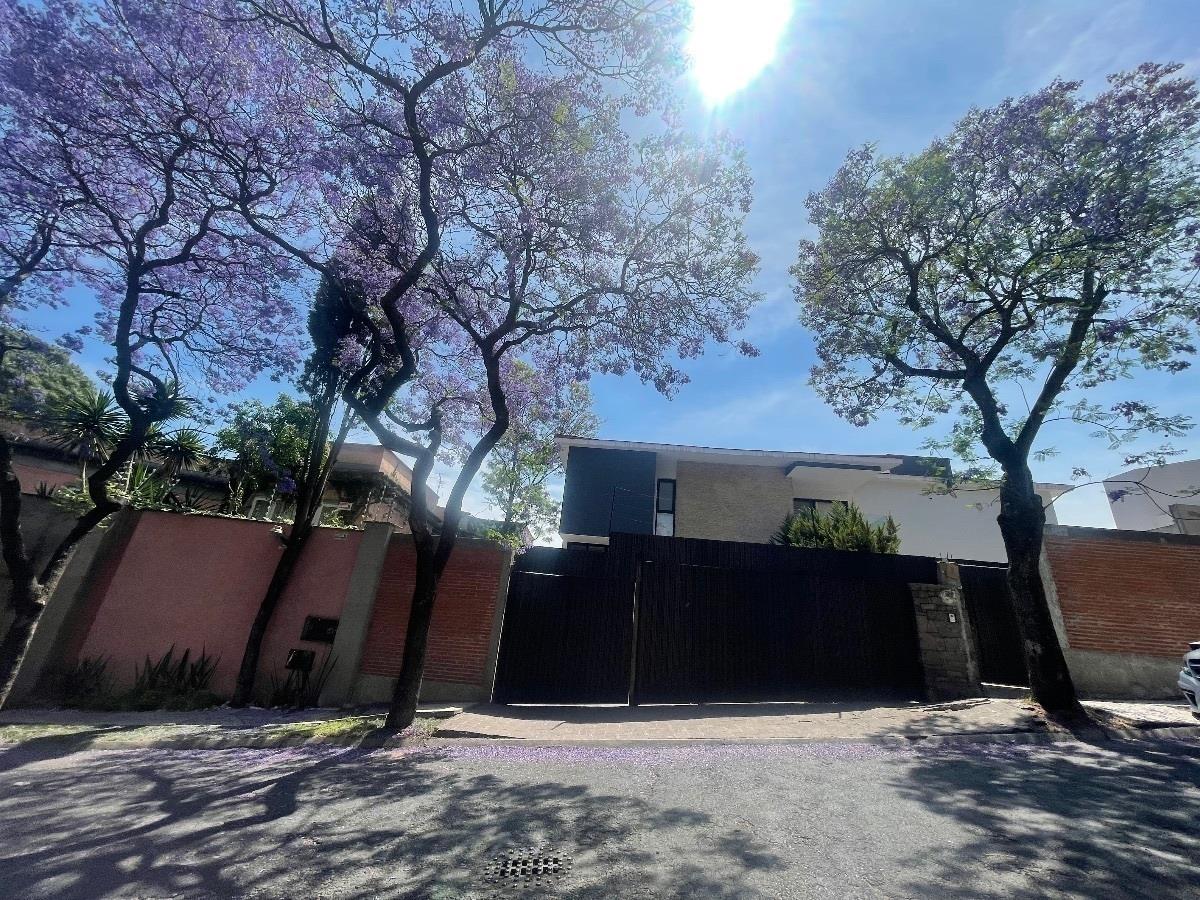 Casa en venta en Bosque de las Lomas, Miguel Hidalgo — foto 1 de 33