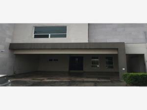 Casa en venta en Joyas de Anáhuac, General Escobedo, Nuevo León Casa en venta en Joyas de Anáhuac, General Escobedo, Nuevo León