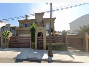 Casa en venta en Playas de Tijuana Sección Costa de Oro, Tijuana, Baja California