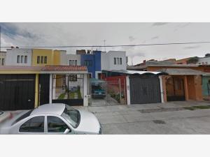 Casa en venta en Peña Blanca, Morelia — foto 2 de 13