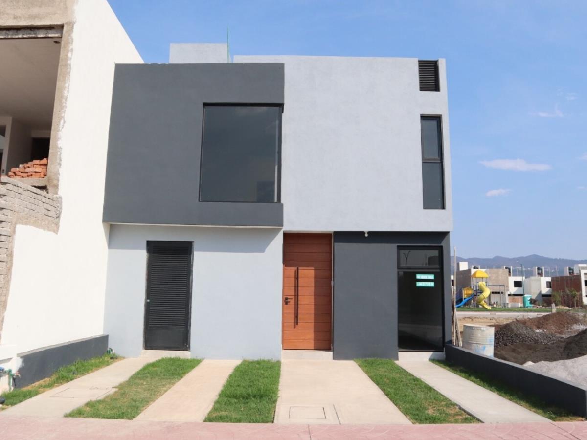 Casa en venta en Ex-Ejido Zimpanio Norte, Morelia — foto 1 de 24