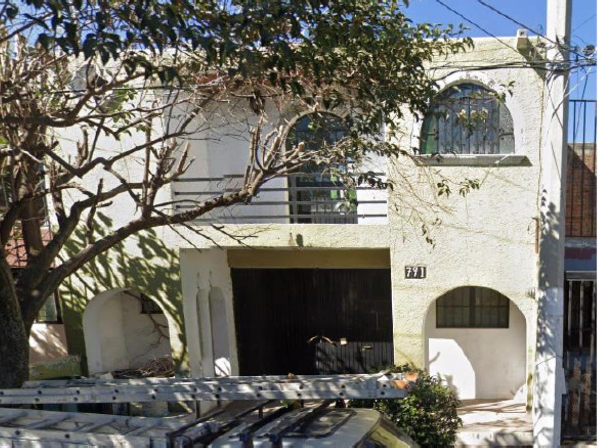 Casa en venta en Los Girasoles, Zapopan — foto 1 de 8