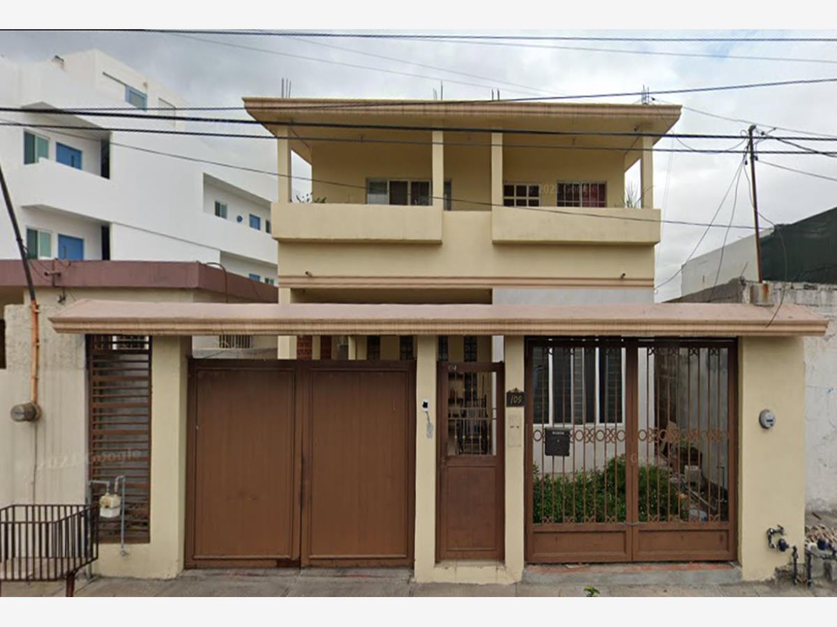 Casa en venta en Lomas del Roble, San Nicolás de los Garza — foto 1 de 8