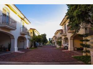 Casa en venta en Villas del Valle, Zapopan — foto 2 de 5