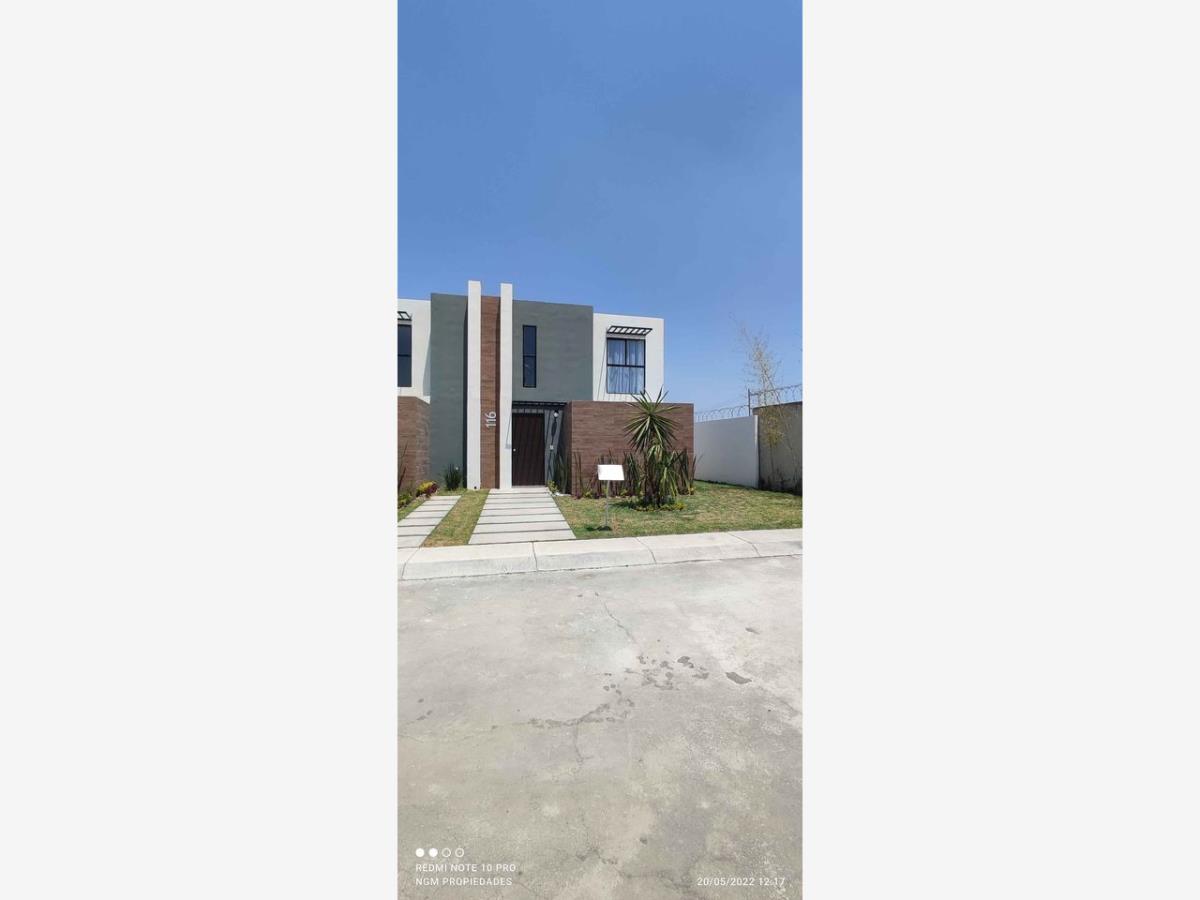 Casa en venta en Paseos de Chavarría, Mineral de la Reforma — foto 1 de 7