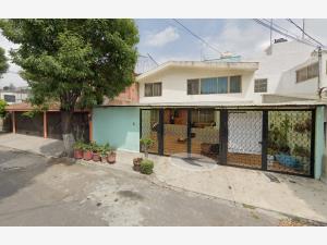 Casa en Vergel del Sur, Tlalpan, Ciudad de México