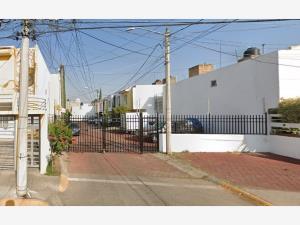 Casa en venta en Parques Del Nilo, Guadalajara — foto 3 de 16