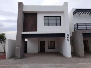 Casa en venta en Los Viñedos, Torreón, Coahuila de Zaragoza Casa en venta en Los Viñedos, Torreón, Coahuila de Zaragoza
