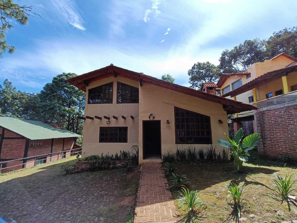 Casa en venta en Puerto de las Cuevas, Mazamitla — foto 1 de 22