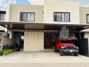 Casa en Lomas de Juriquilla, Querétaro, Querétaro