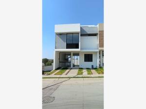 Casa en venta en Valle Imperial, Zapopan — foto 2 de 54
