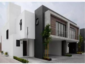 Casa en venta en Reforma y Ferrocarriles Nacionales, Toluca — foto 2 de 8