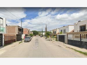 Casa en venta en Colinas del Carmen, León — foto 3 de 13