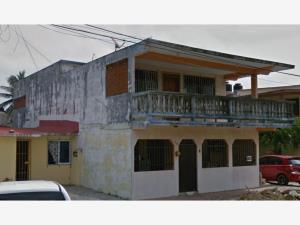 Casa en venta en El Tesoro, Coatzacoalcos — foto 2 de 4