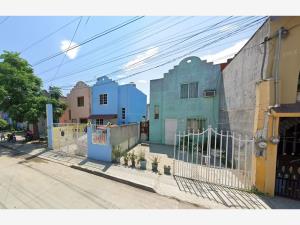 Casa en venta en Villas de San Clemente, Álamo Temapache — foto 2 de 4