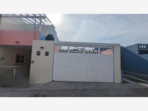 Casa en venta en San Isidro, Villa de Álvarez — foto 2 de 20