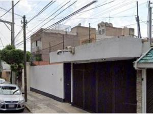 Casa en Lindavista Norte, Gustavo A. Madero, Ciudad de México