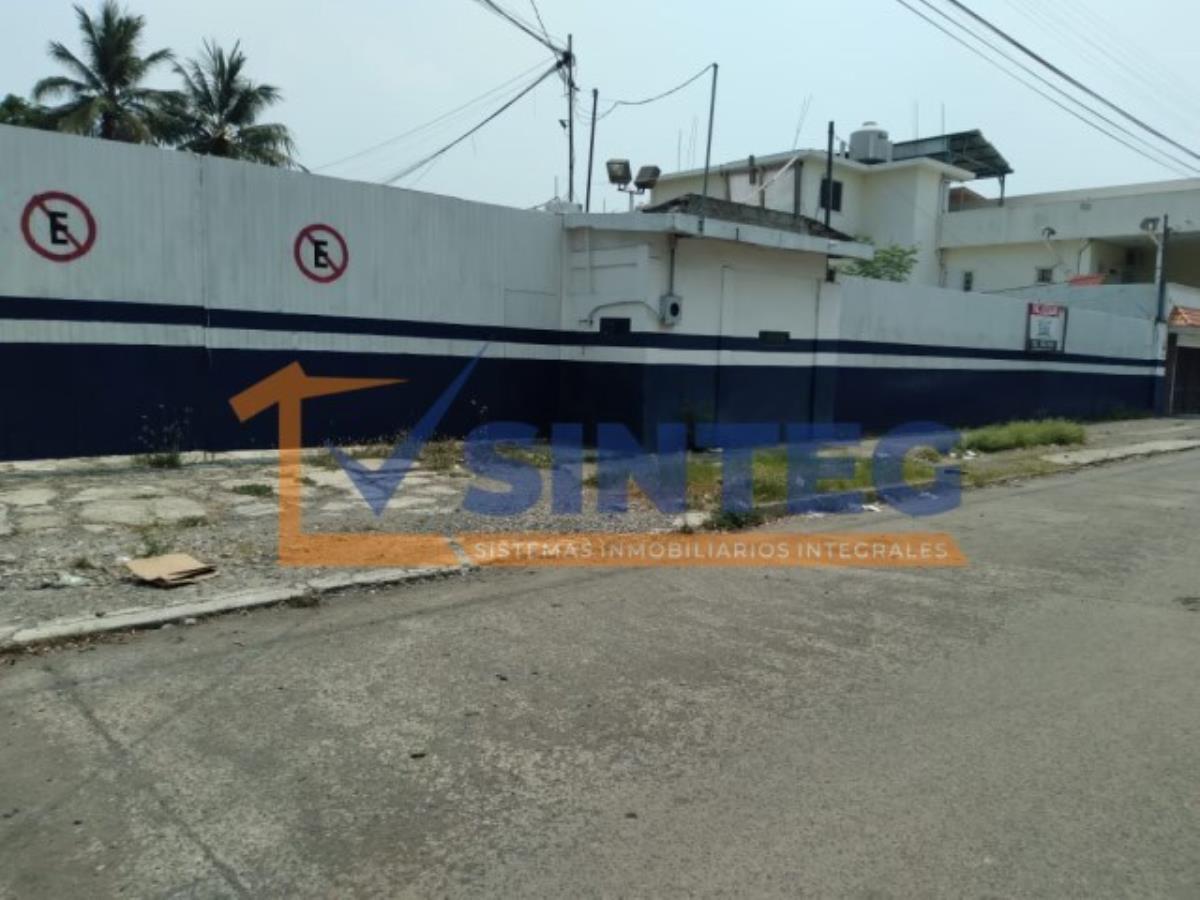 Bodega en renta en Cazones, Poza Rica de Hidalgo — foto 1 de 8