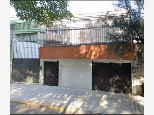 Casa en Campestre Churubusco, Coyoacán, Ciudad de México