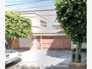 Casa en Del Carmen, Coyoacán, Ciudad de México