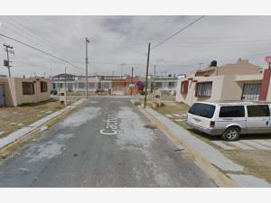 Casa en venta en Las Violetas, Tula de Allende — foto 3 de 9