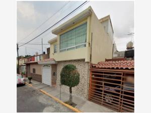 Casa en venta en Valle de Santa Mónica, Tlalnepantla de Baz — foto 3 de 11
